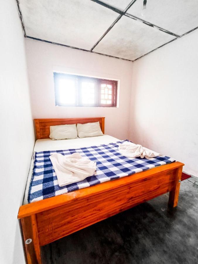 Kurumba Hostel Ела Екстериор снимка