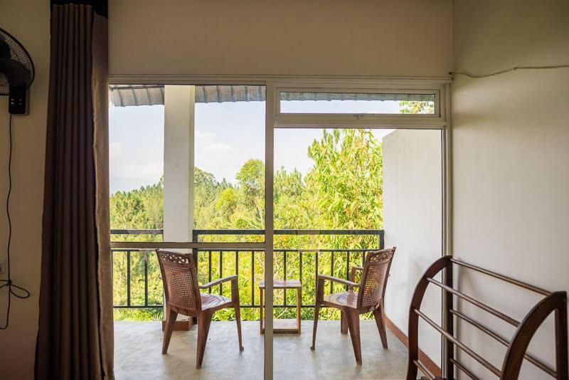 Kurumba Hostel Ела Екстериор снимка